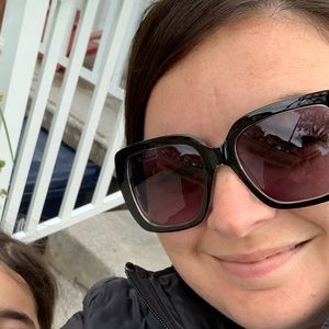 Meet your Posher, Teresa